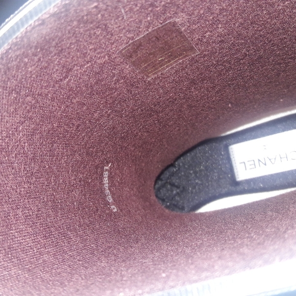 Chanel - Picture 6 of 7